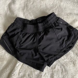 Lululemon Hotty Hot Short
